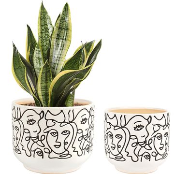 5 colors you should skip using in a small apartment, according to an