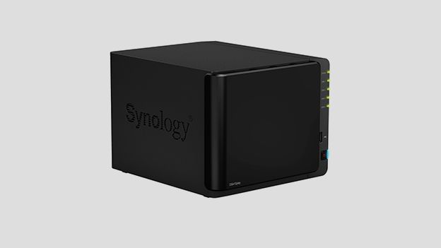Synology DS415play NAS drive