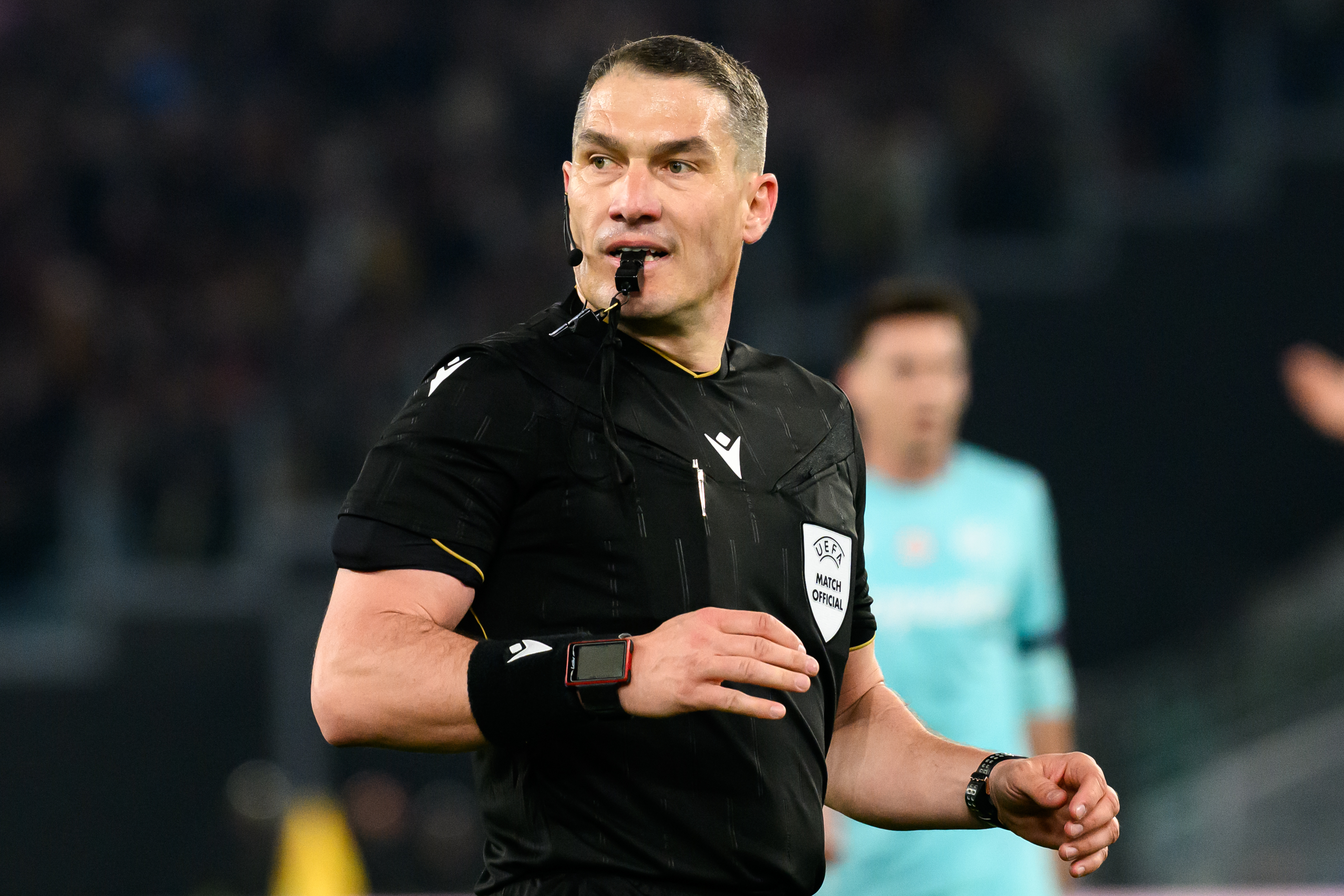STADIO OLIMPICO, ROMA, ITALY - 2026/03/19: Referee Istvan Kovacs during the UEFA Europa League 2025/2026 football match between AS Roma and Bologna FC 1909. Bologna won 4-3 over Roma after extra times