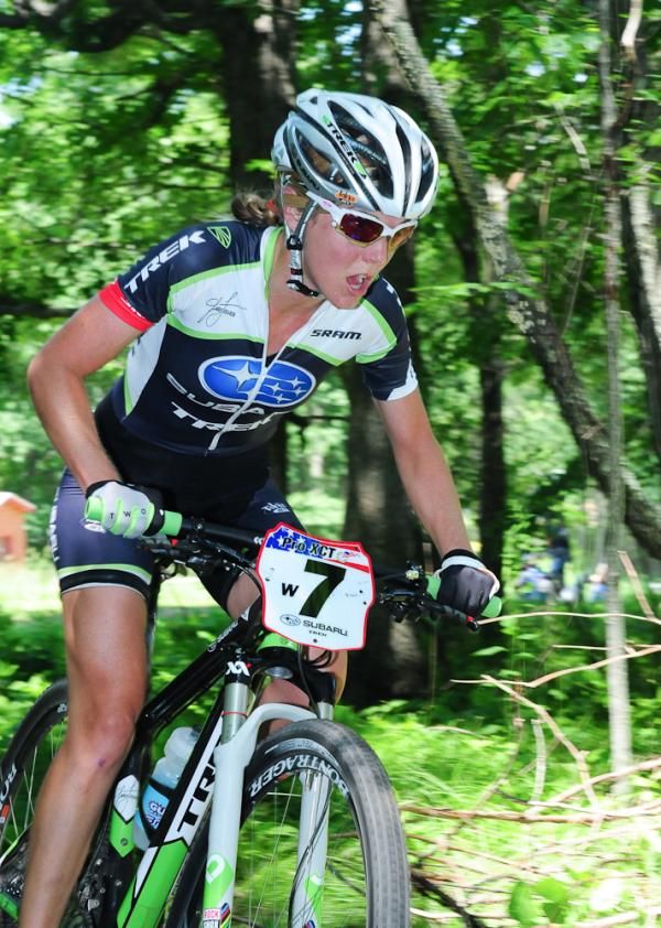 Heather Irmiger (Trek Subaru) rode brilliantly despite a cast on her left hand