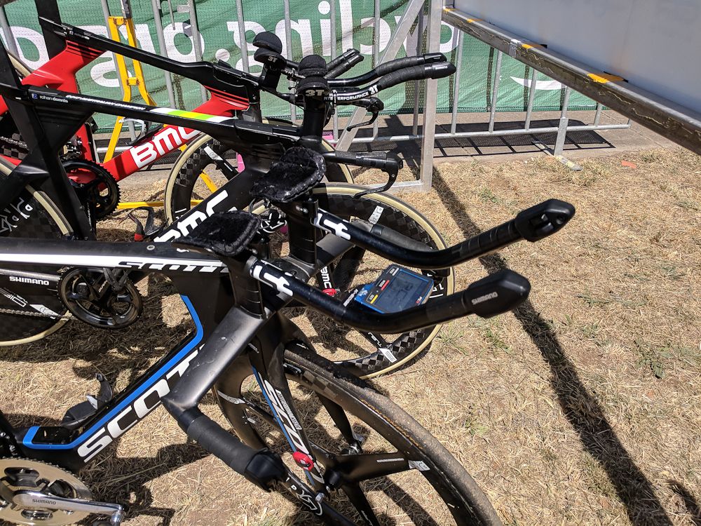 Luke Durbridge was equipped with a SRM power meter and PC-8 head unit
