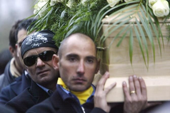 Marco Pantani is laid to rest in 2004