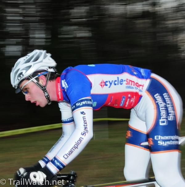 Luke Keough (Champion Systems) chasing Powers
