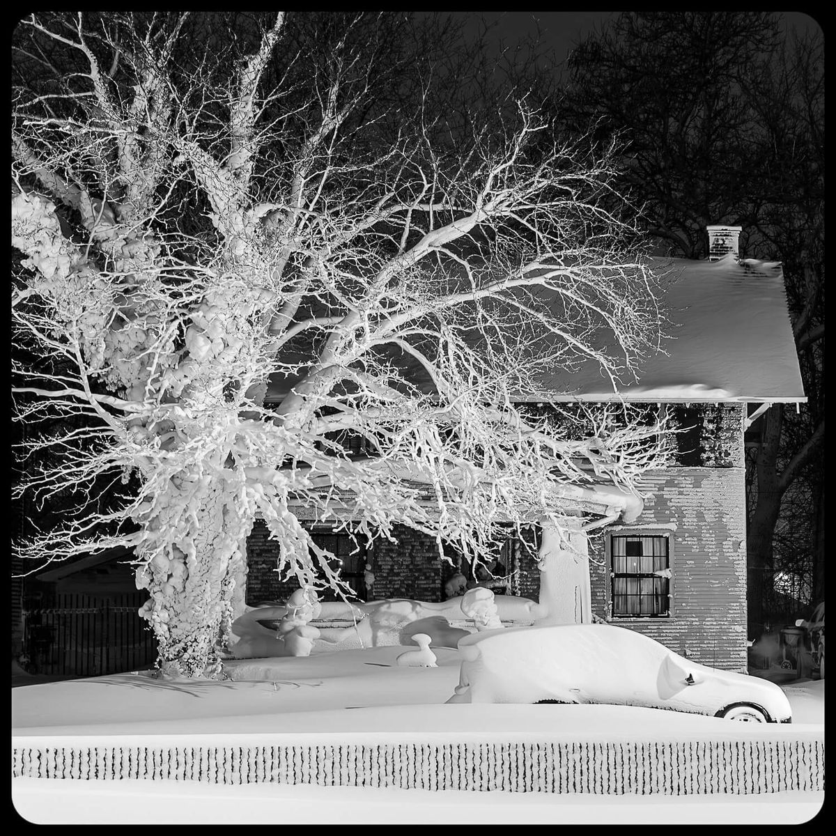 Black-and-white photo.