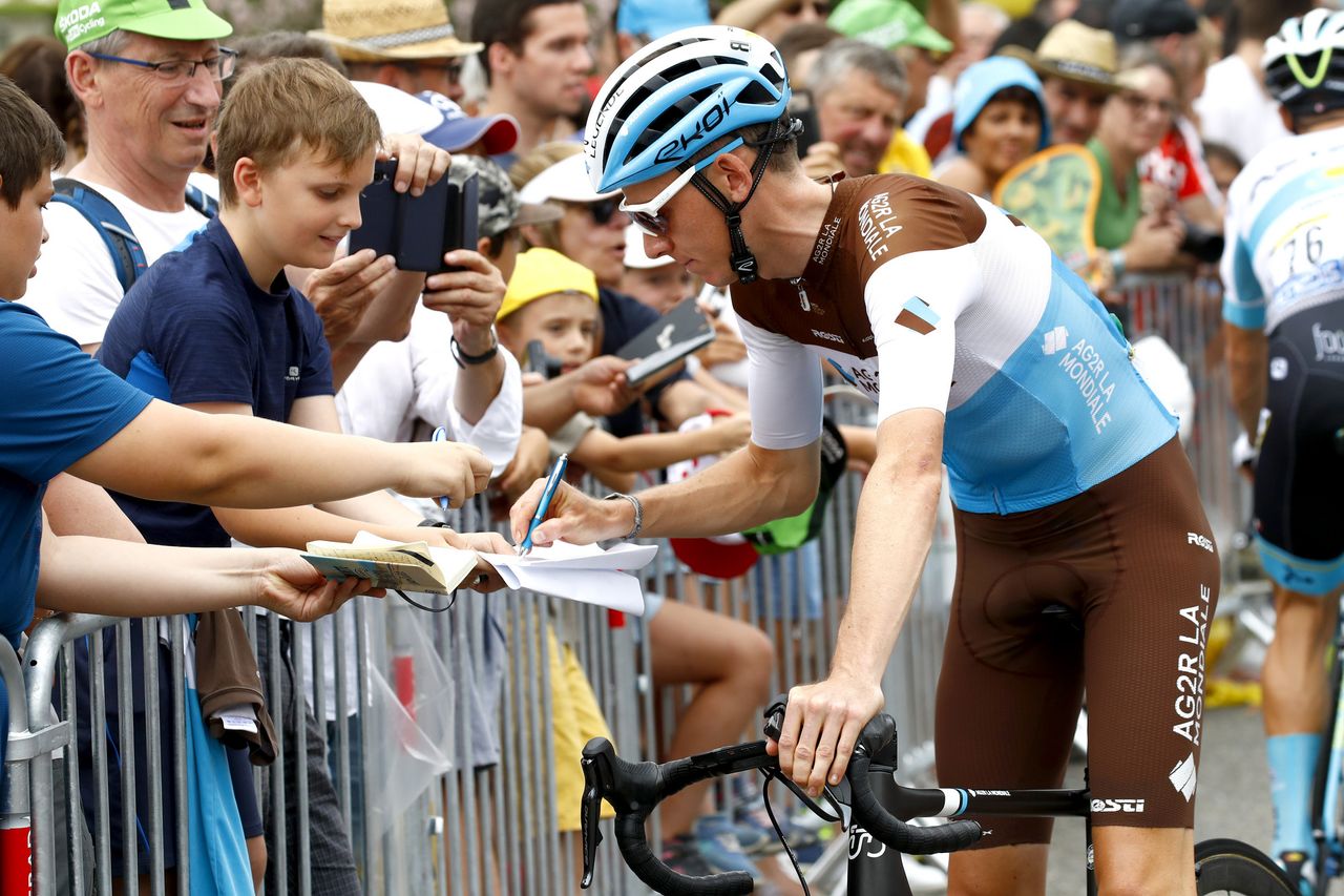 Romain Bardet (AG2R La Mondiale) meets his fans at the start