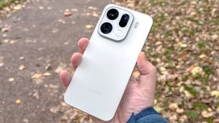 Oppo Find X9 Pro back