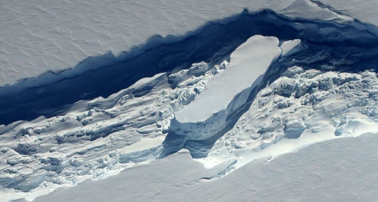 The thinning of ice melanges, an icy glue that fuses ice rifts back together, may play a major role in iceberg calving. 