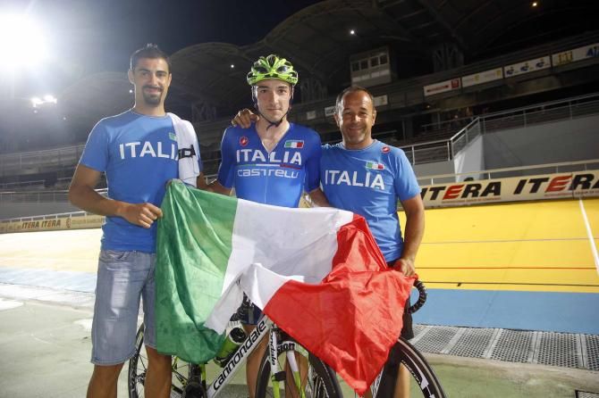 Elia Viviani flies the flag for Italy on the track.