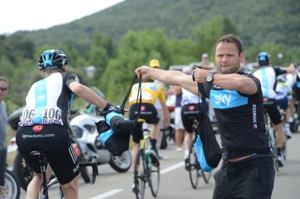 Team Sky load their riders up with fuel