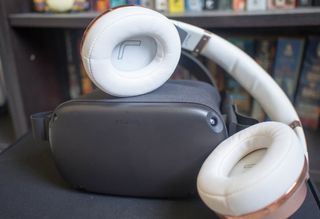 Bluetooth headphones online quest