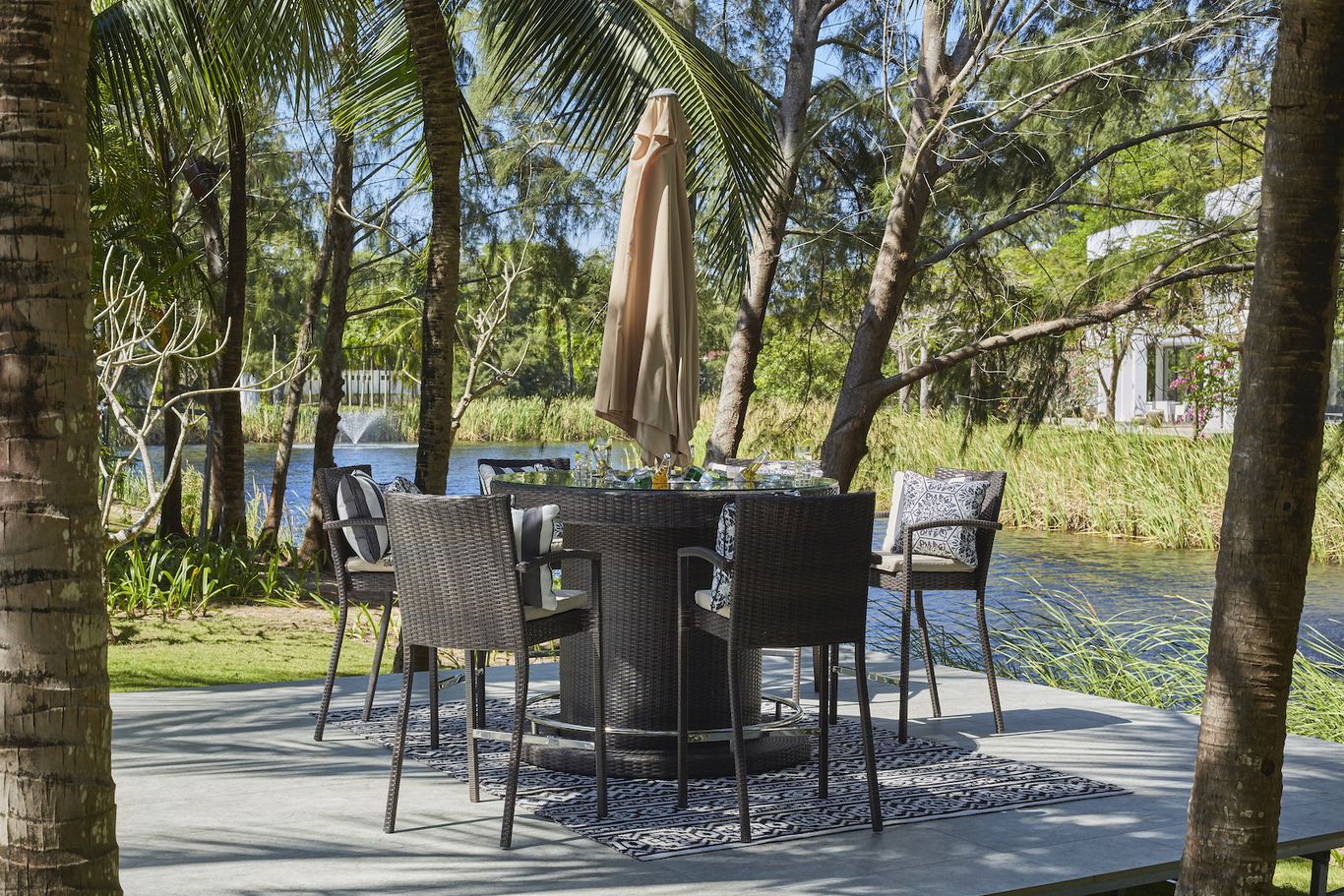 11 Garden bar ideas to inspire a summer of entertaining - Livingetc.com