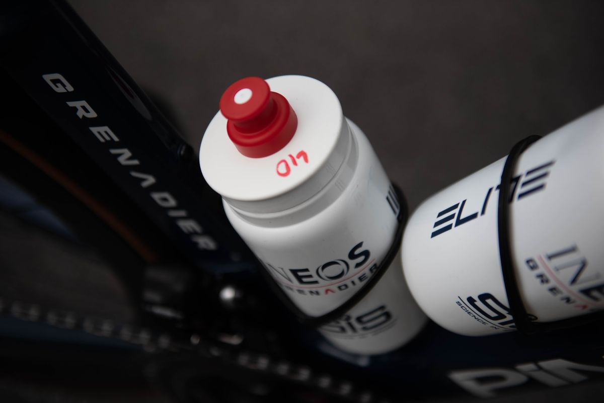 A close up of the Elite bottles on Michal Kwiatkowski's Pinarello Dogma F