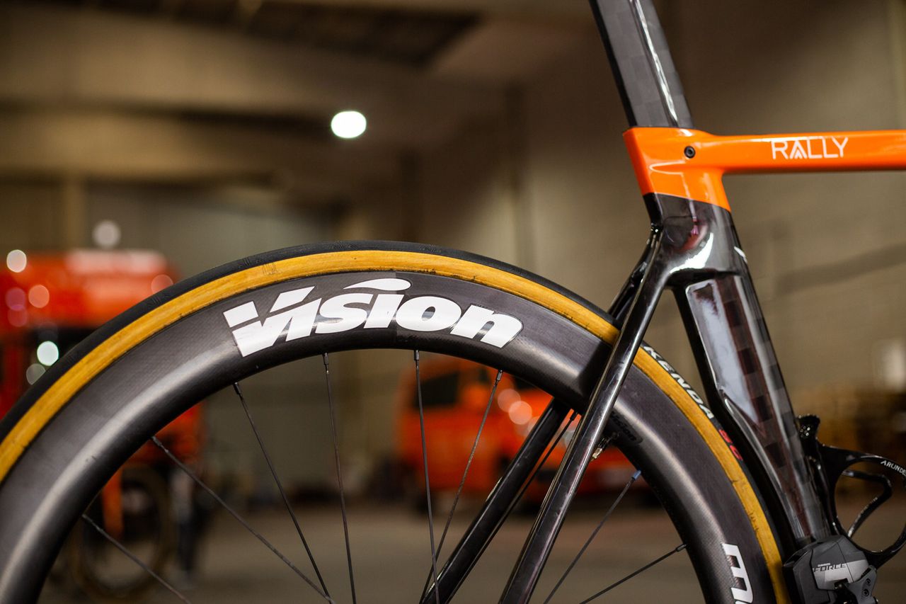 Rally Cycling's Felt AR