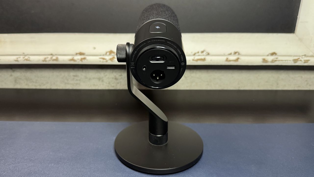 Razer Seiren V3 Pro