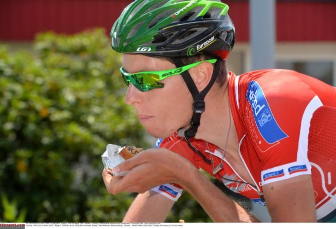 Bjorn Thurau (Team Europcar) has a snack