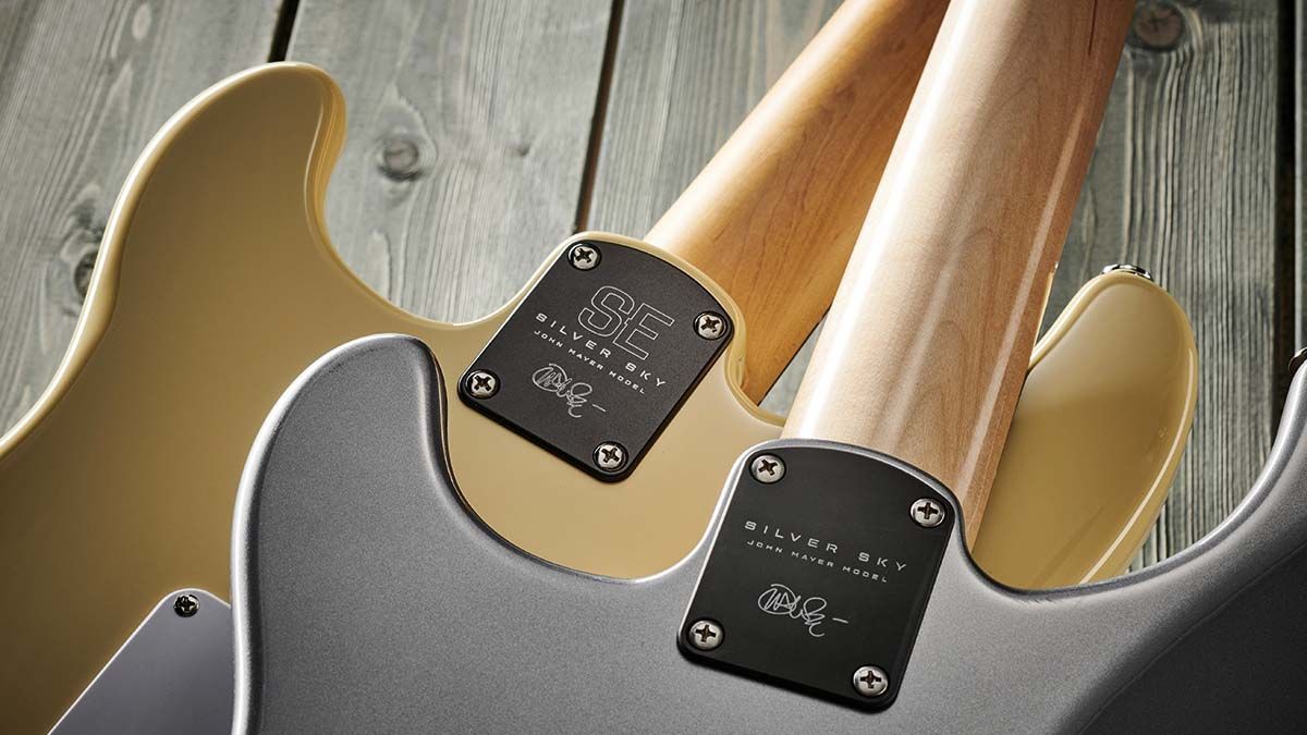 PRS USA Silver Sky vs SE Silver Sky