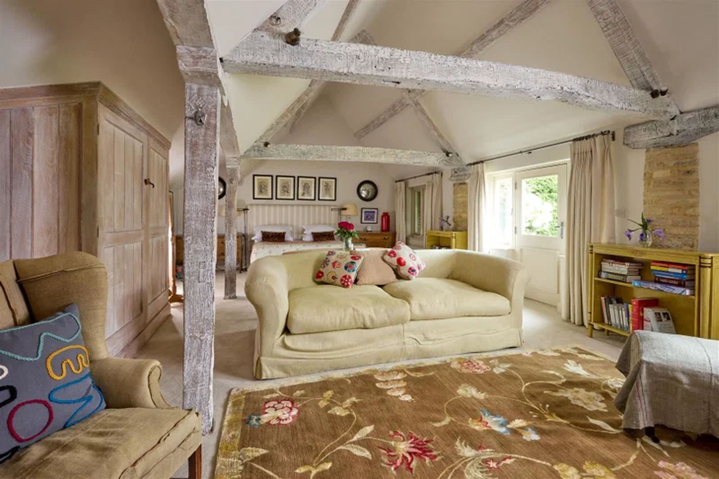 Willamoor Barn in the Cotswolds Property for Sale