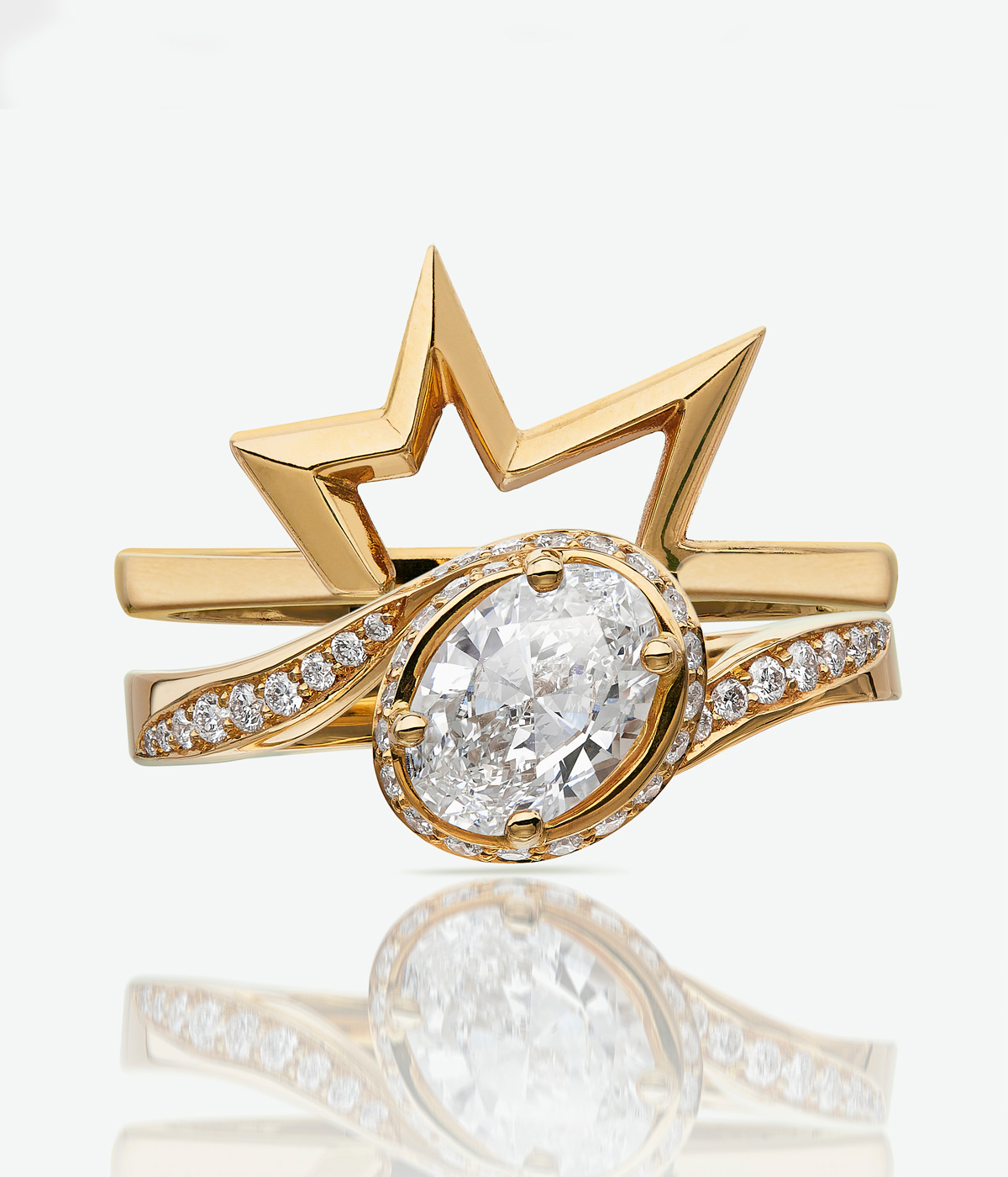 Le Ster engagement rings in sculptural forms
