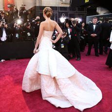 Jennifer Lawrence arrives at the 2024 Academy Awards