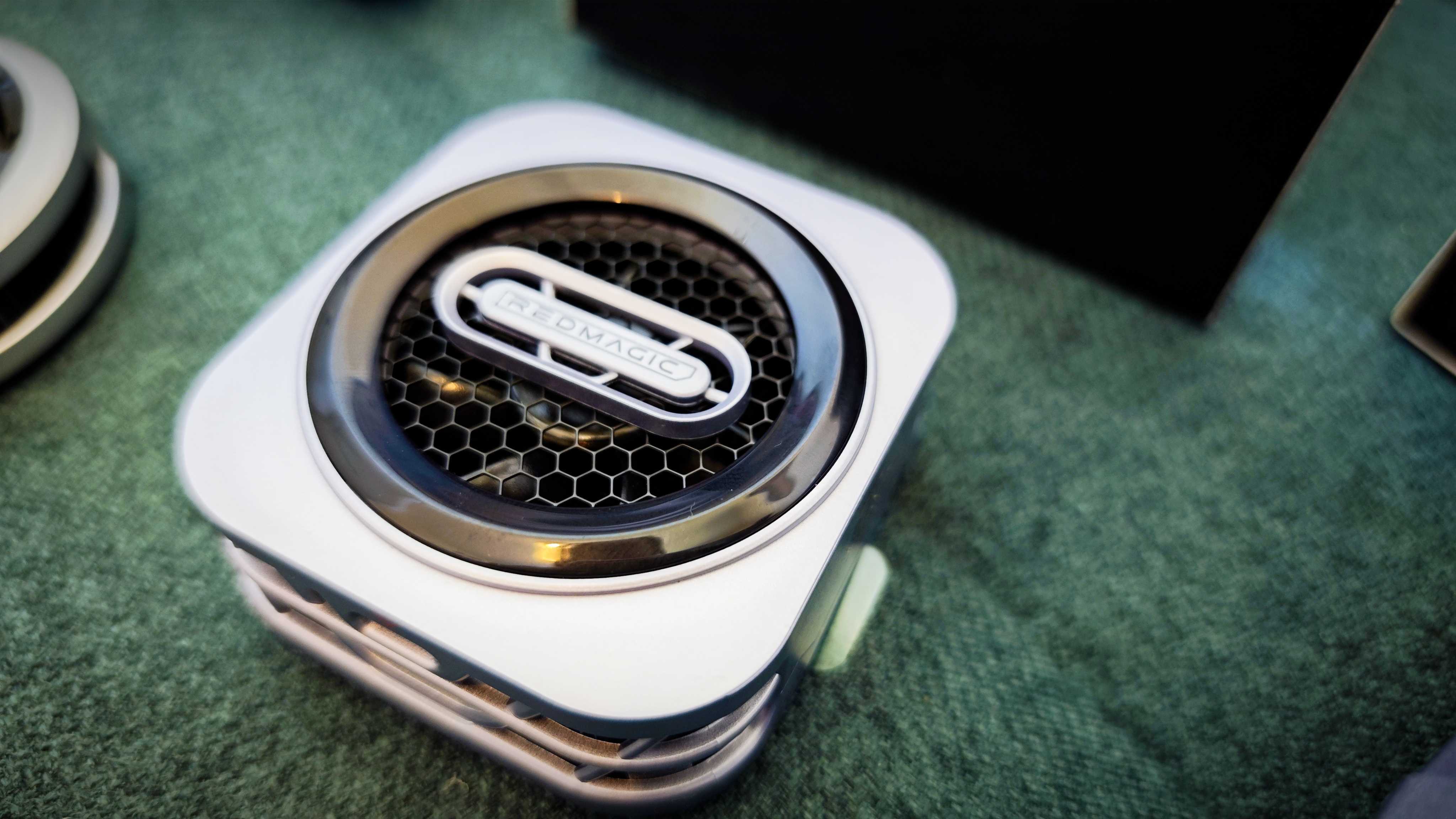 A silver Redmagic VC Cooler 6 fan