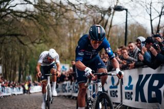 Laurence Pithie at Gent-Wevelgem in front of Mathieu van der Poel