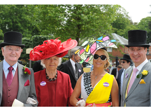 Racegoers-7-21-6-14.jpg