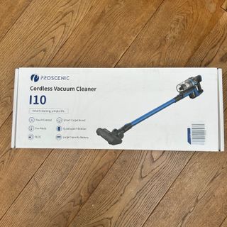 Testing the Proscenic vacuum at home