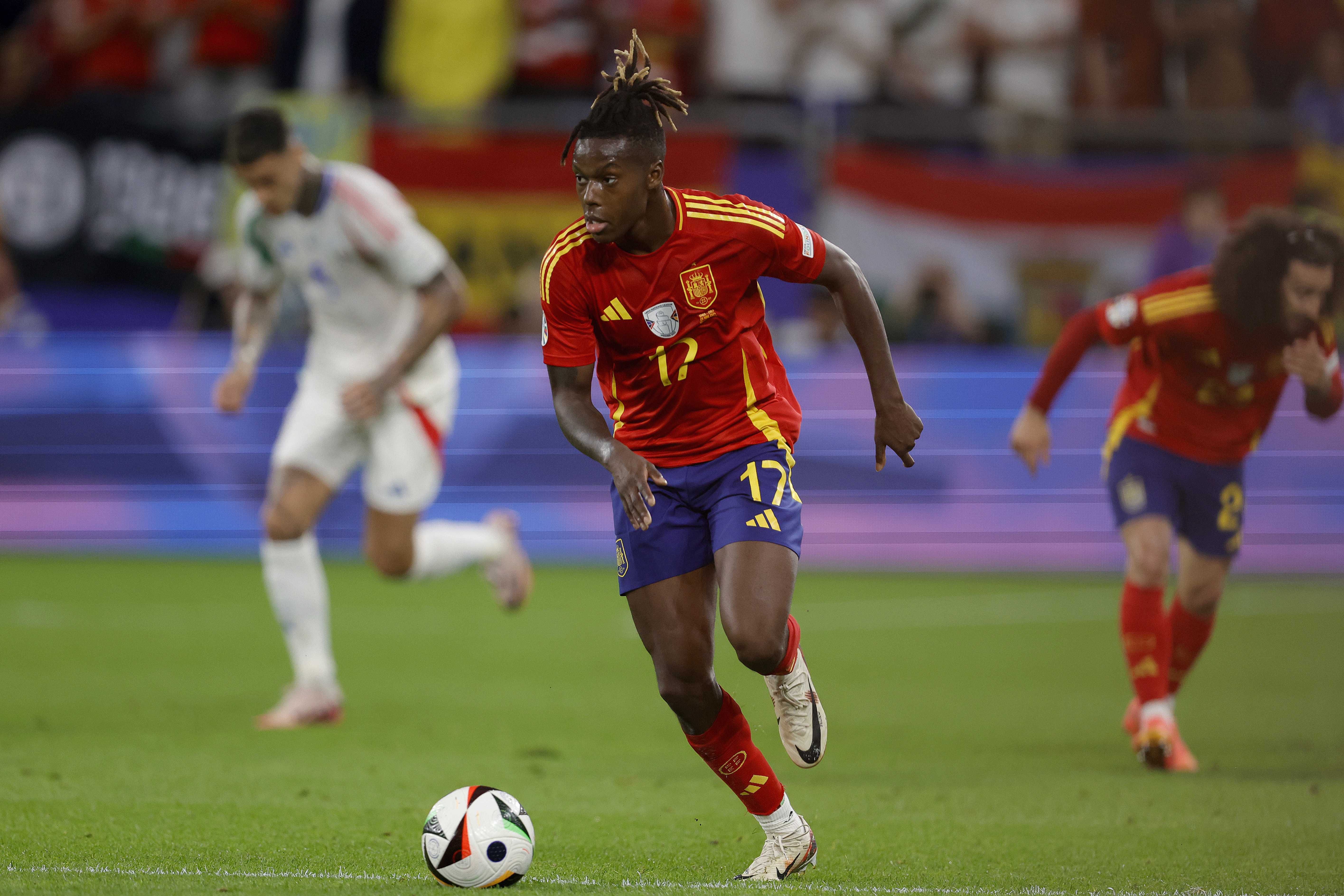 Nico Williams in action for Spain against Italy at Euro 2024.