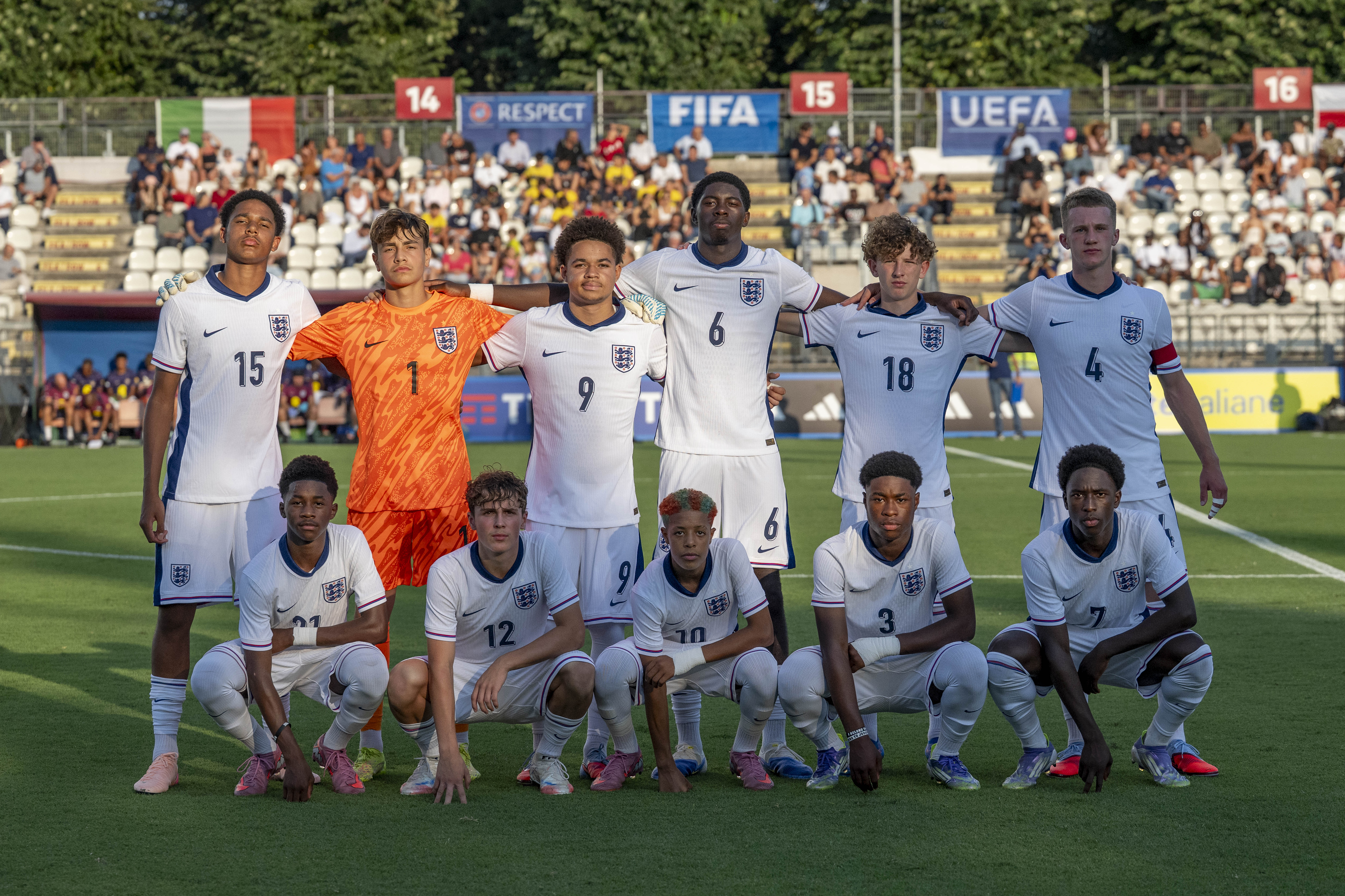 Lesecond Yeutembip (back row; third from right) lines up for England before facing Italy U16