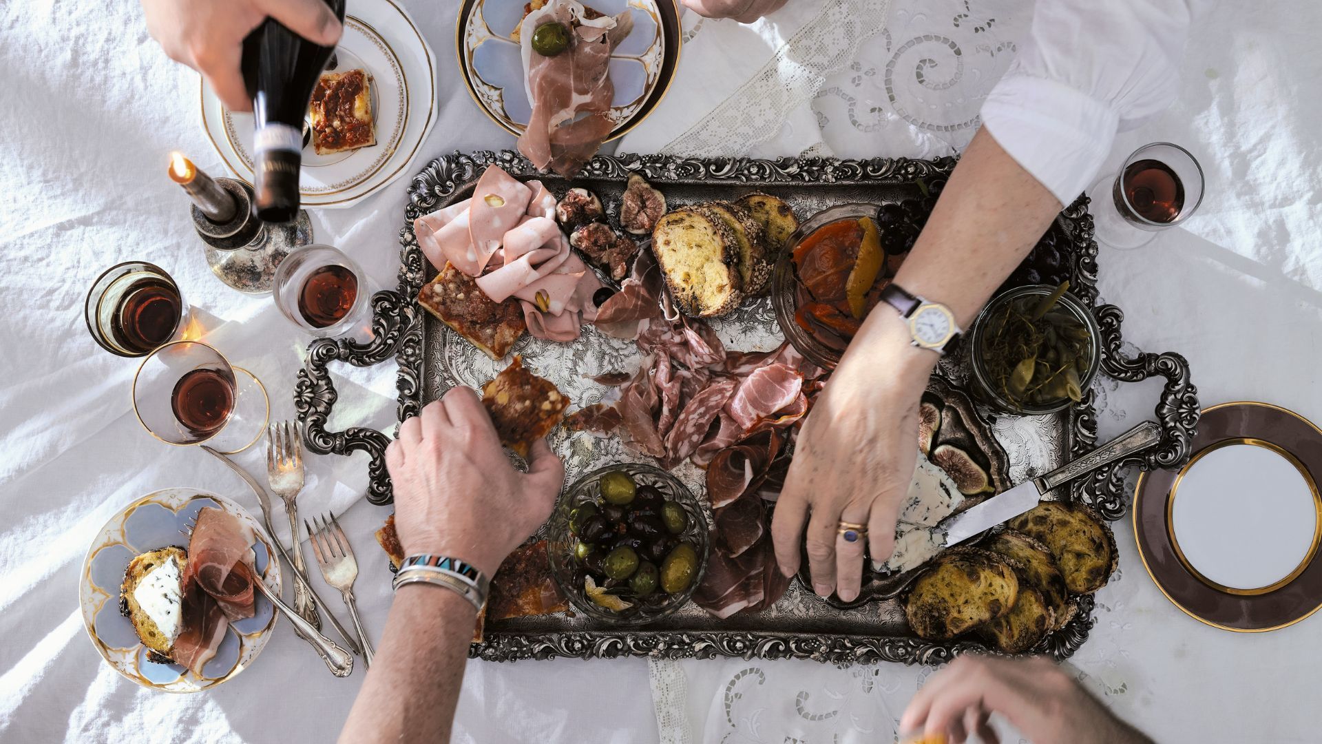 Why Generosity, Not Perfection, is the Secret to the Italian Art of Antipasti – Recipes and Tips for an Abundant and Inviting Spread