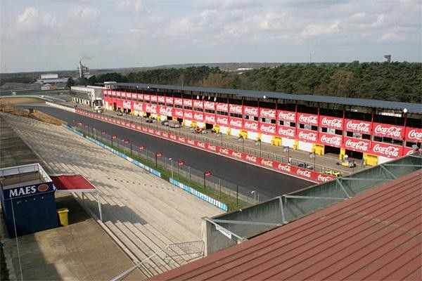 The view of the racetrack from the Pits hotel