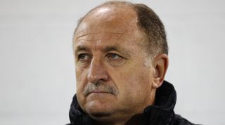 WEST BROMWICH, UNITED KINGDOM - NOVEMBER 15: Manager of Chelsea Felipe Scolari looks on prior to the Barclays Premier League match between West Bromwich Albion and Chelsea at The Hawthorns on November 15, 2008 in Birmingham, England (Photo by Ryan Pierse/Getty Images)