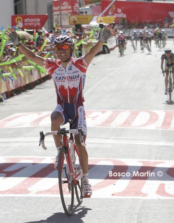 Joaquim Rodriguez (Kathusha) solos to the win