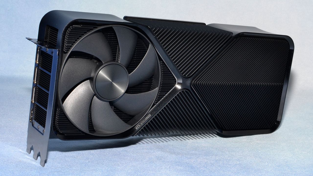 Nvidia GeForce RTX 4080 Super Founders Edition photos and unboxing