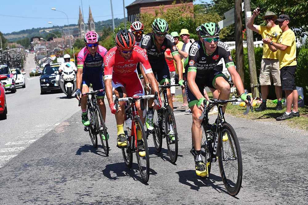 The breakaway with Mate and Delaplace leading