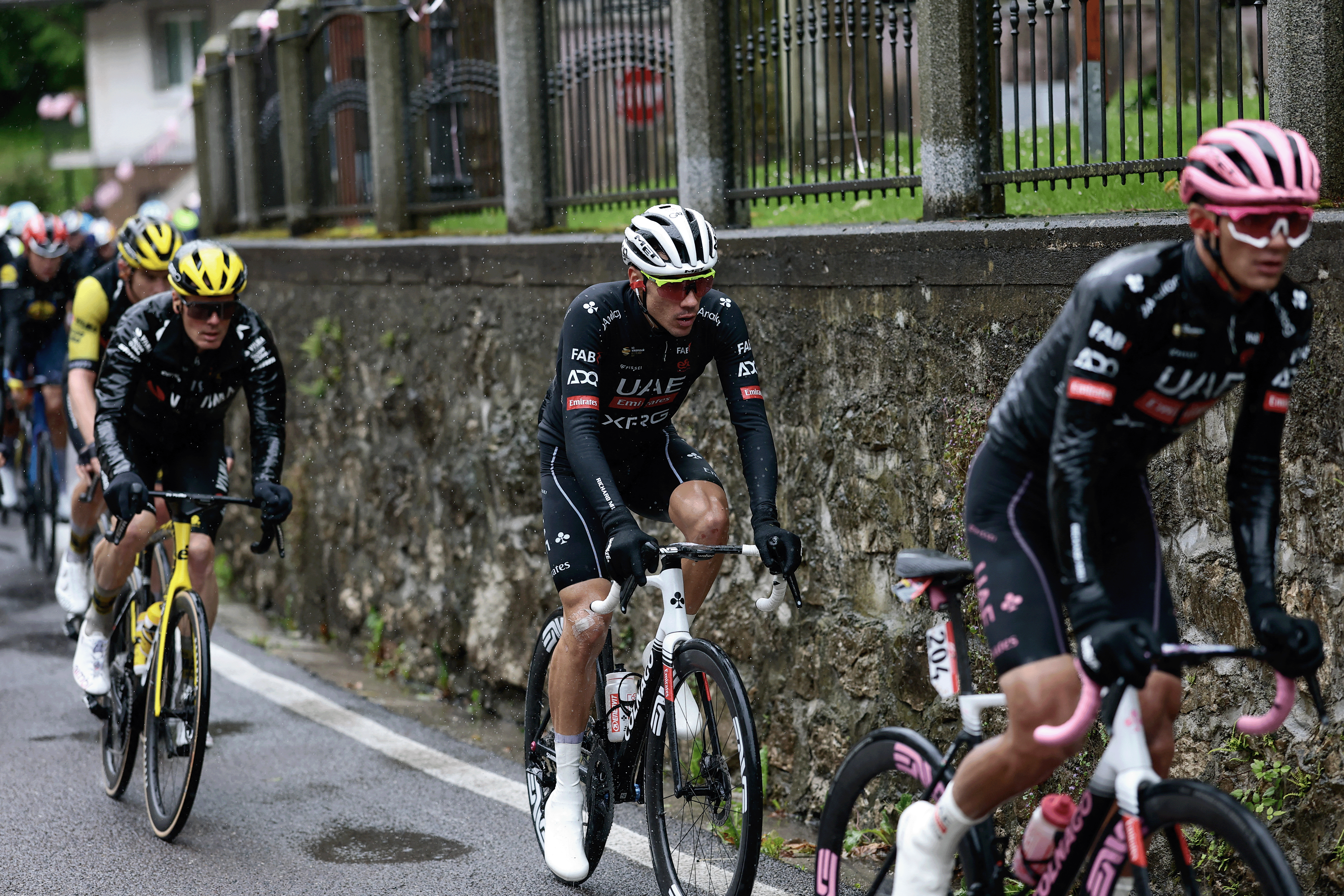 UAE Team Emirates XRG's Spanish rider Juan Ayuso (C) rides during the 16th stage of the 108th Giro d'Italia cycling race of 203kms from Piazzola sul Brenta to San Valentino on May 27, 2025. (Photo by Luca Bettini / AFP) (Photo by LUCA BETTINI/AFP via Getty Images)