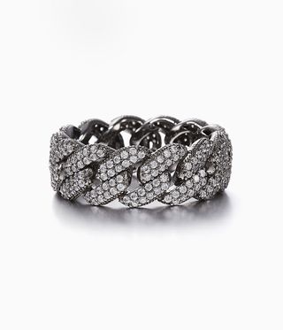 Black chain ring with diamonds