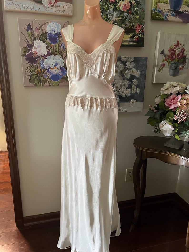 Vintage 30s Radcliffe Satin and Lace Nightgown Bias Cut 38 Bust