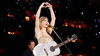 Taylor Swift performing 