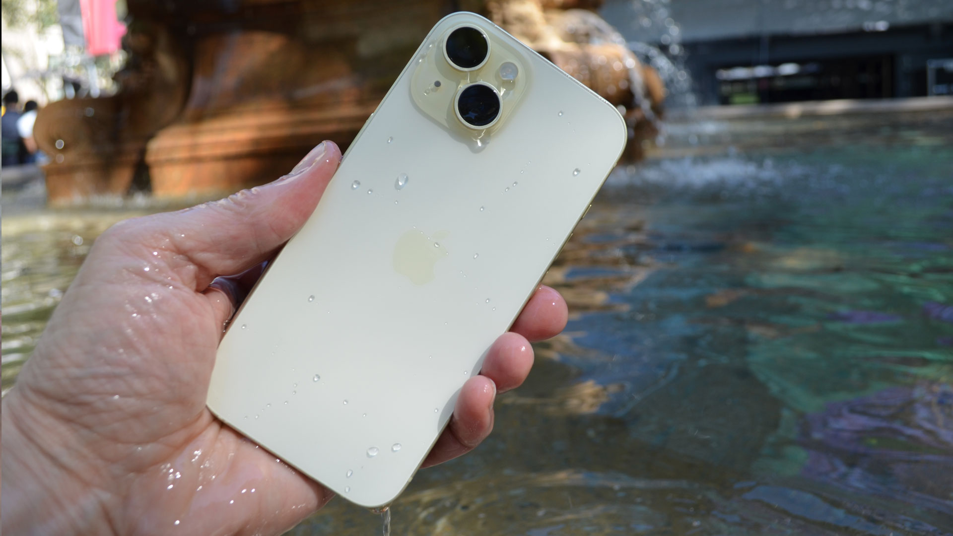 iPhone 15