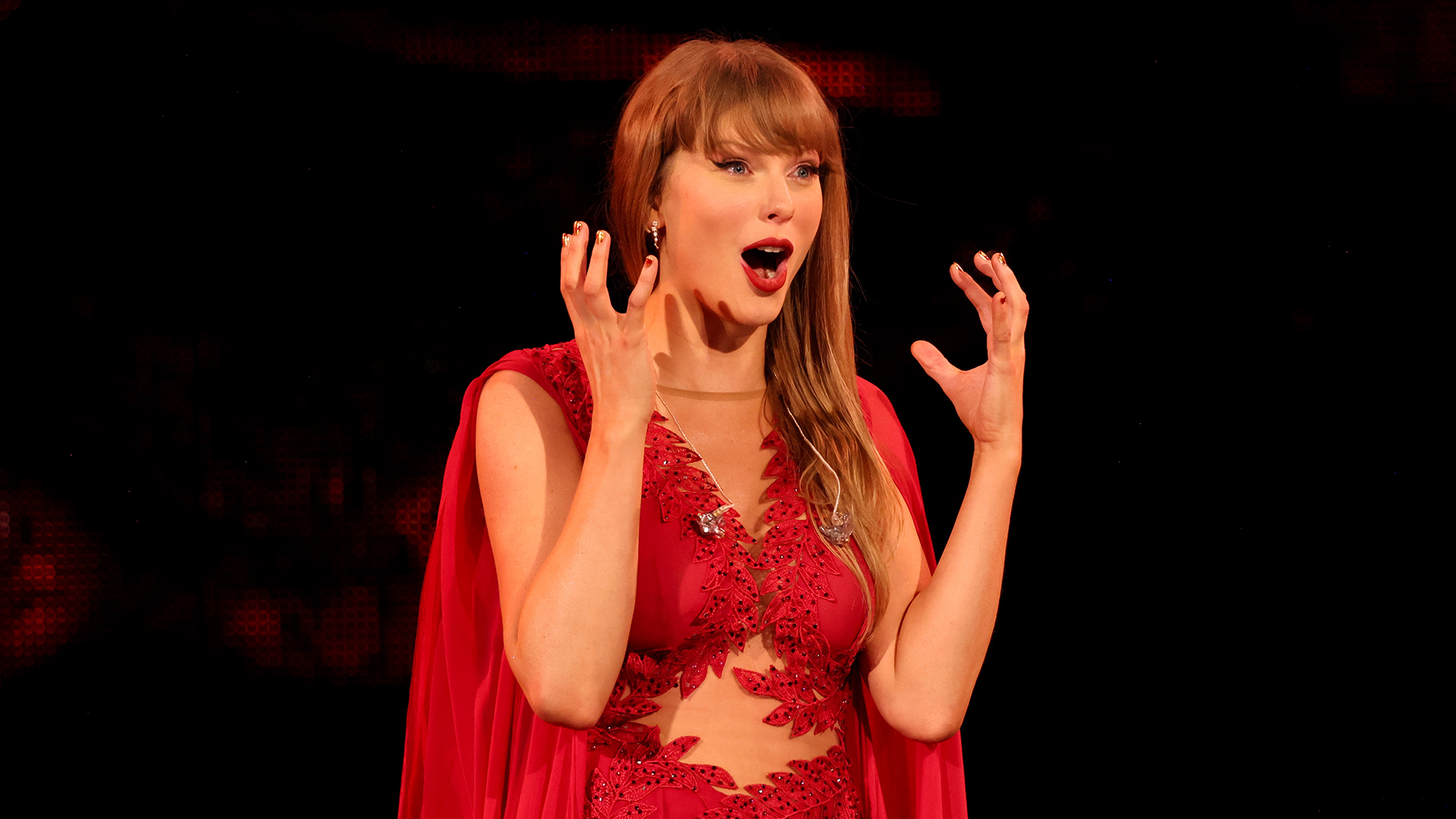 INDIANAPOLIS, INDIANA - NOVEMBER 01: EDITORIAL USE ONLY. NO STANDALONE PUBLICATION USE (NO SPECIAL INTEREST OR SINGLE ARTIST PUBLICATION USE; NO BOOK USE). Taylor Swift performs onstage during &quot;Taylor Swift | The Eras Tour&quot; at Lucas Oil Stadium on November 01, 2024 in Indianapolis, Indiana. (Photo by Kevin Mazur/TAS24/Getty Images for TAS Rights Management)