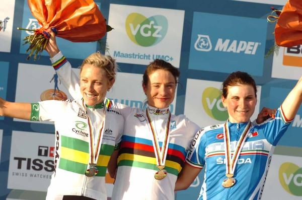The podium: Rachel Neylan (Australia), Marianne Vos (Netherlands) and Elisa Longo Borghini (Italy)