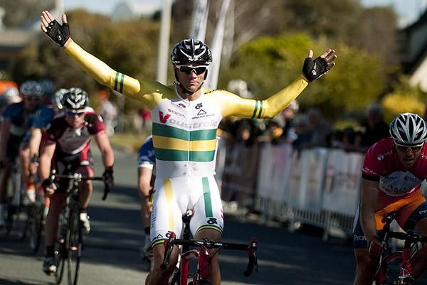 Jonathan Cantwell (V Australia) takes out stage ten in Euston and is now well within striking distance of tour leader Patrick Shaw (Genesys Wealth Advisers).
