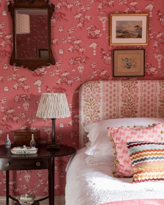 monochromatic color scheme - pink bedroom