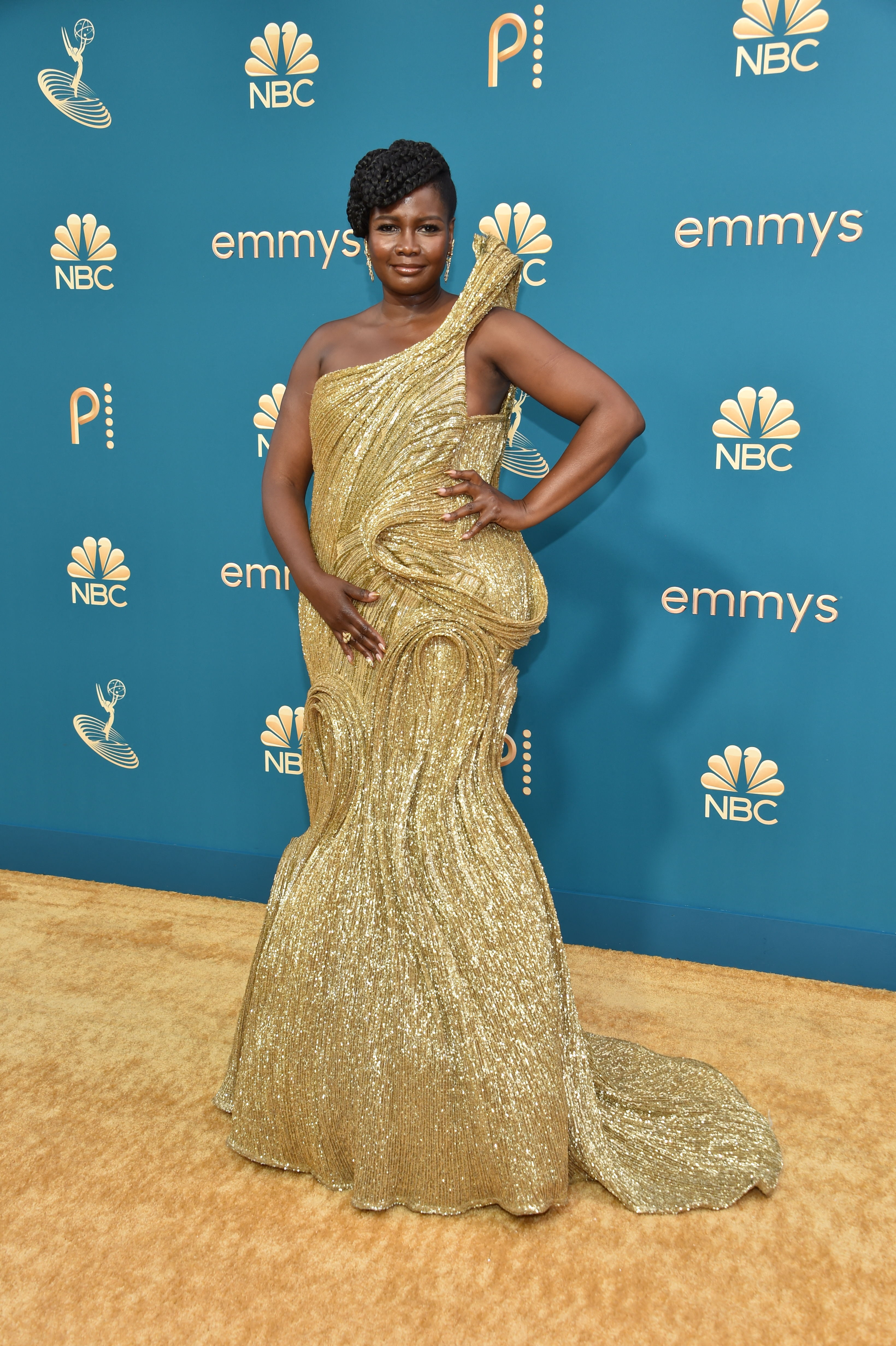 Vanessa Bayer at the 2022 Emmy Awards