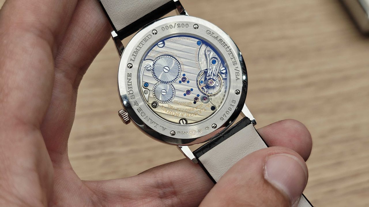 A. Lange &amp; S&ouml;hne Saxonia Thin