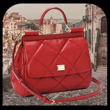 Fashion Test Drive: Dolce's Sicily Matelass&eacute; Bag