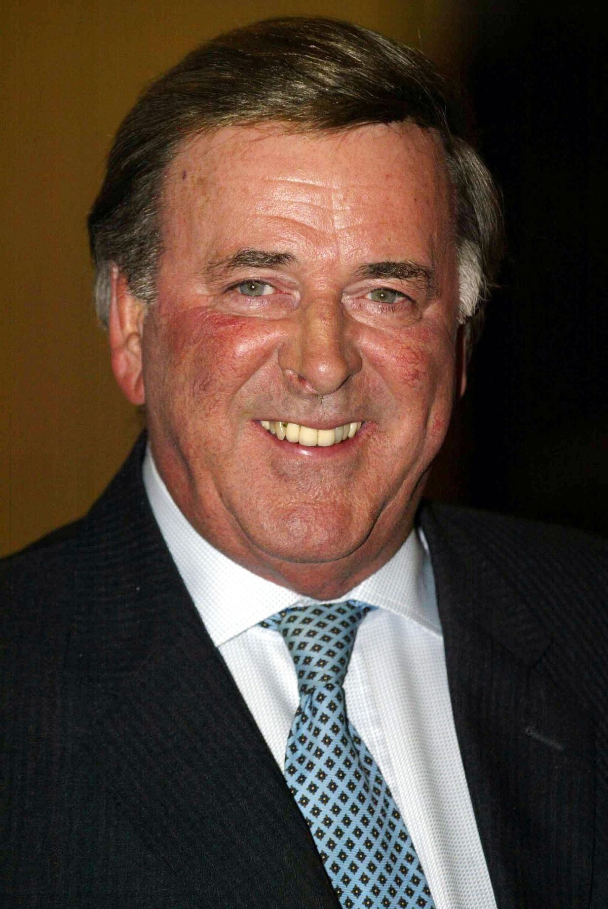 Sir Terry Wogan quits Radio 2