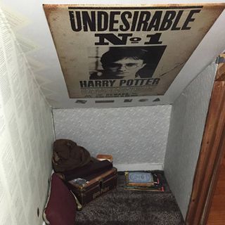 staircase room with harry potter theme