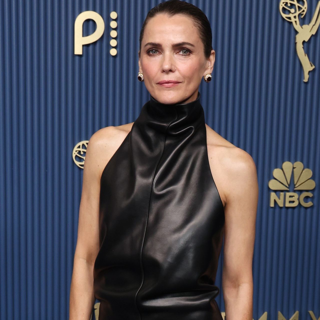  Keri Russell Ditches 'Diplomat' Dressing for Edgy—and Backless—Khaite Dress at the 2026 Emmys 